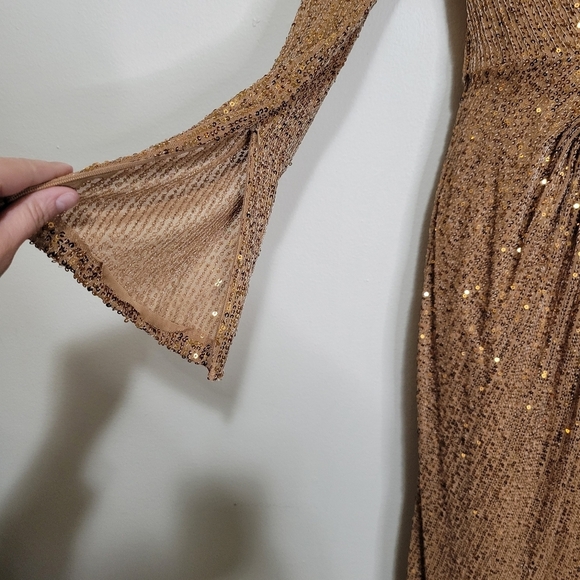 Mac Duggal Ieena Sequined Knotted Waist High Slit Gown Antique Gold Size 6 42013 - Picture 5 of 12